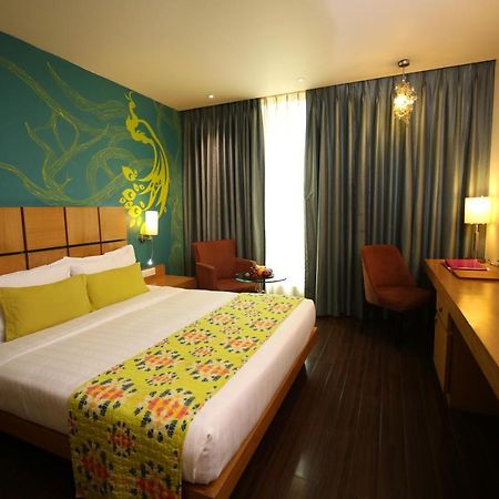 The Beatle Hotell Mumbai Eksteriør bilde