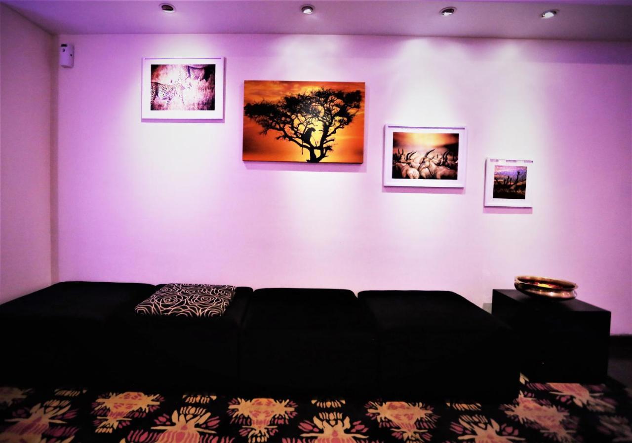 The Beatle Hotell Mumbai Eksteriør bilde