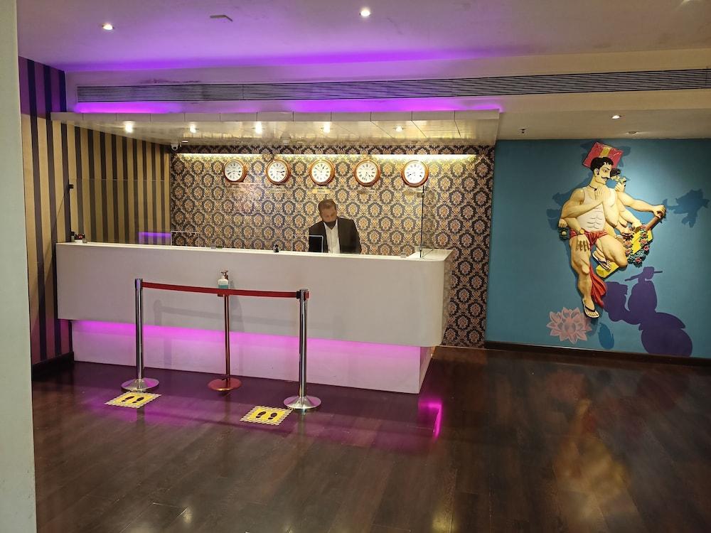 The Beatle Hotell Mumbai Eksteriør bilde