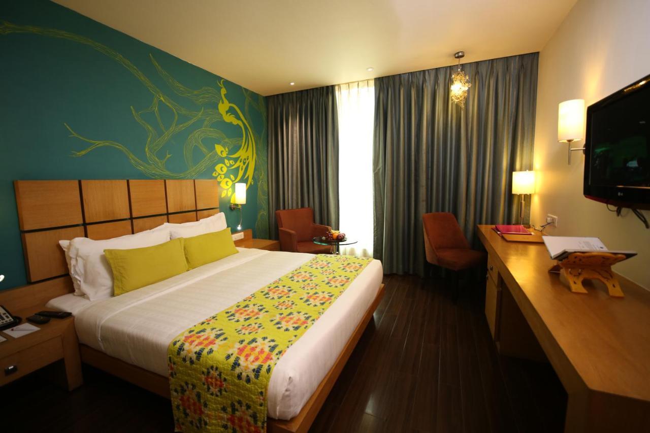 The Beatle Hotell Mumbai Eksteriør bilde