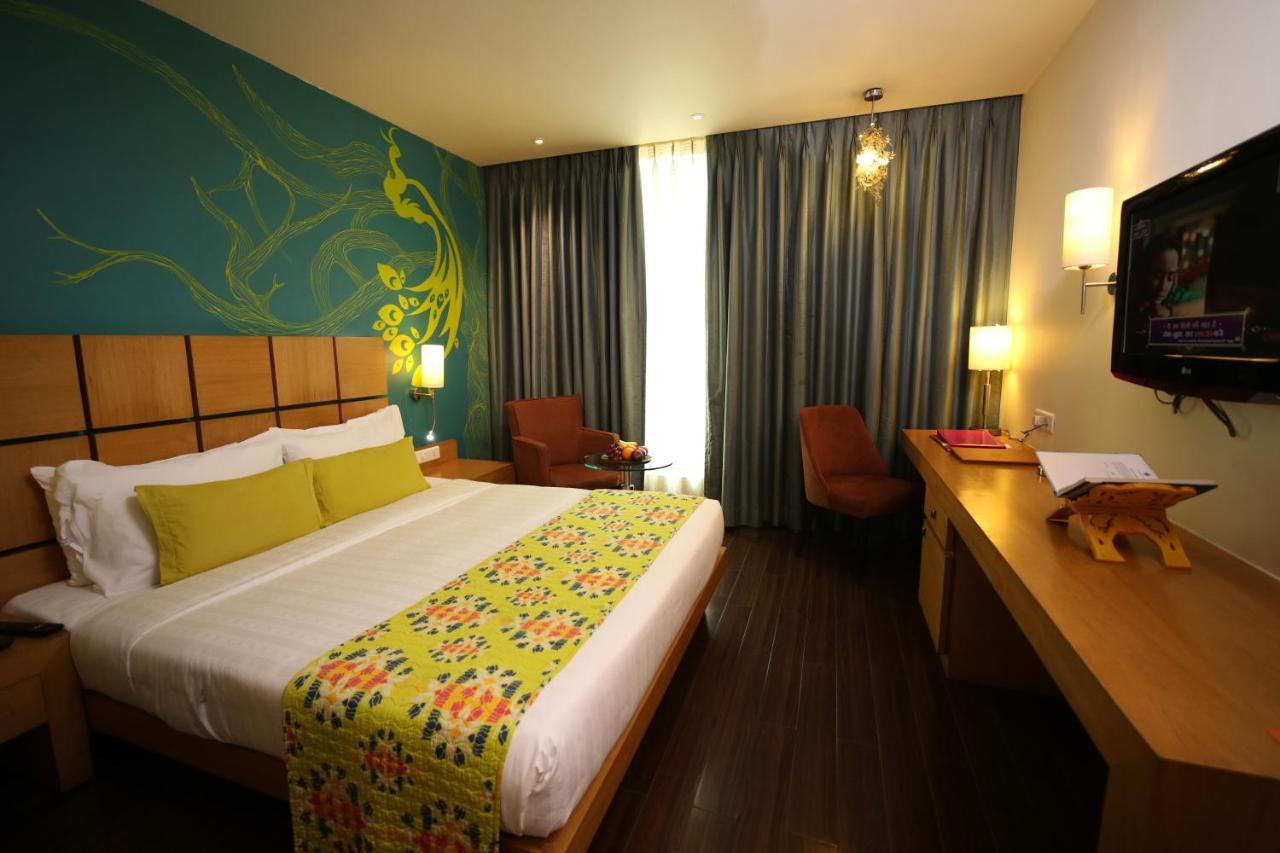 The Beatle Hotell Mumbai Eksteriør bilde